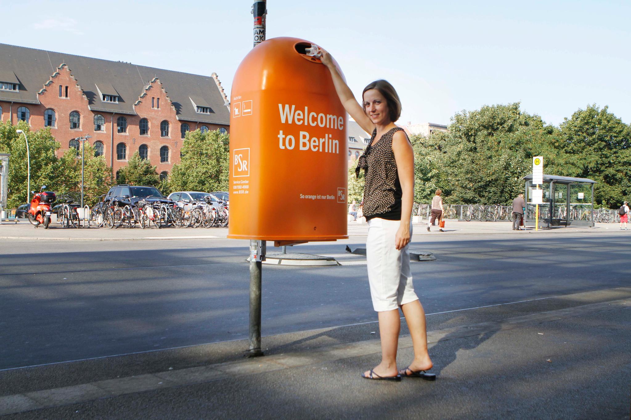 detecting waste bins2 Object Detection Dataset and PreTrained Model by