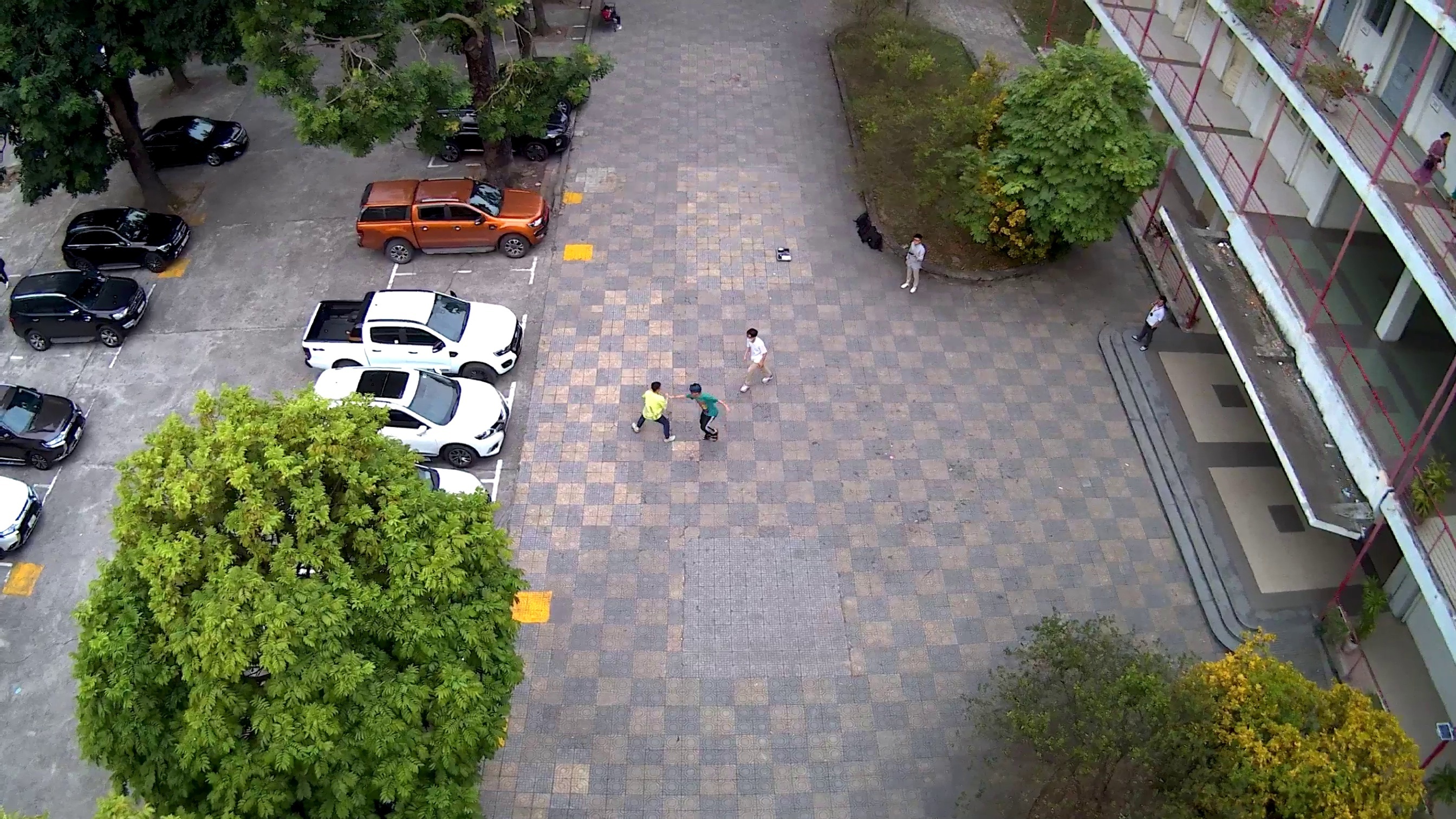 violence Object Detection Dataset by Huy Thi Bi