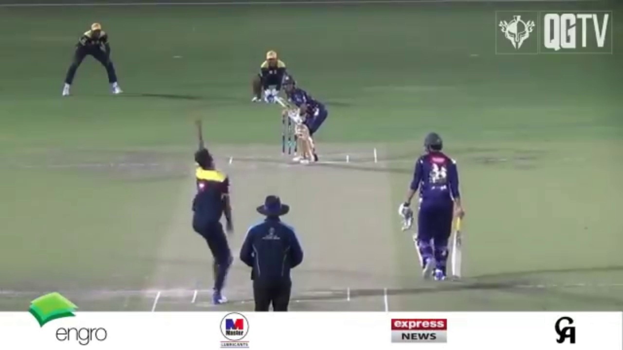 Cricketball3 Object Detection Dataset by Chris Giang